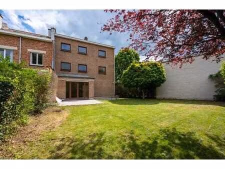 woluwe-st-pierre - jolie maison 6 ch/2sdb