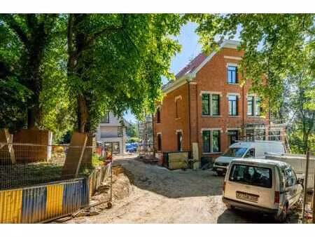 appartement duplex rez-de-chaussée  jardin  intérieur d'îlot