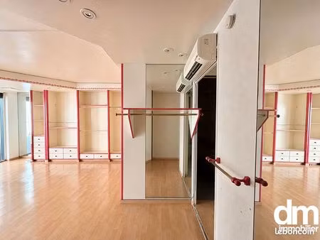 immeuble 6 pièces 150 m²