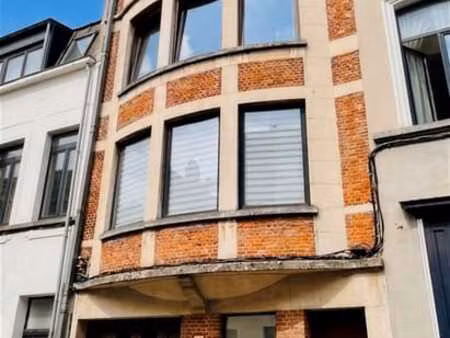 jourdan - petit appartement de 3 pièces en enfilade