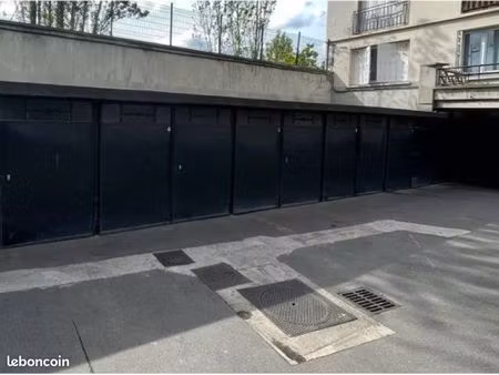 14 m² box à louer rue ordener en rdc