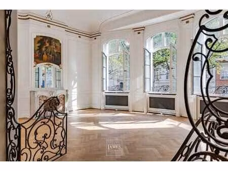 un hôtel de maître quartier molière