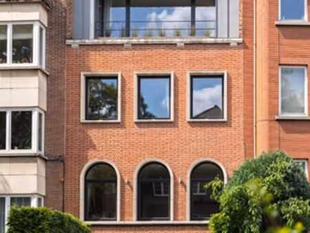 splendide maison rénovée aux volumes uniques