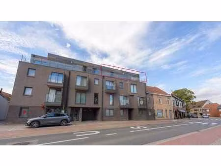 ruim en gezellig appartement in residentie 't stadhuys te...