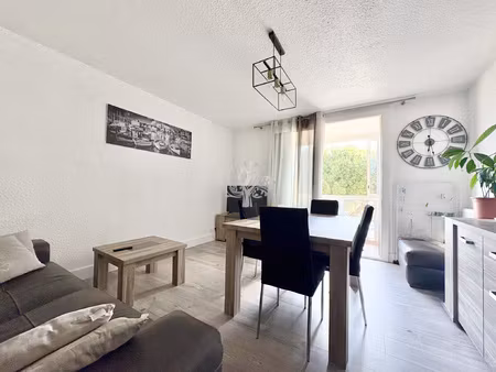 sanary sur mer t3 avec ascenseur et parking quartier la baou