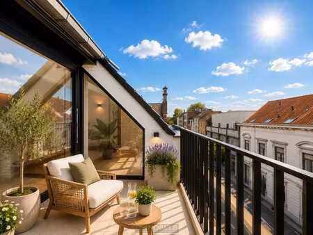 te huur  exclusief 2 slaapkamer appartement met terras en...