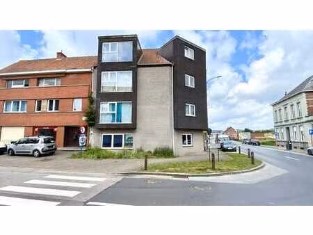bien de rapport composé de 4 appartements.