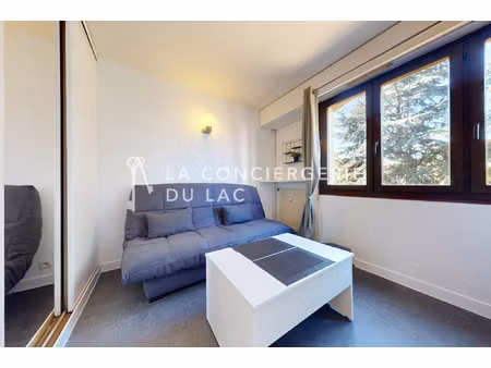 studio à louer avec parking