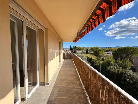 appartement 3 pièces - garage - 91 57 m² - le luc