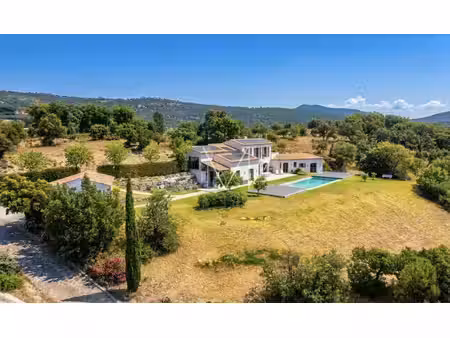 propriété moderne de 260m2 sur 1 hectare - vue panoramique -
