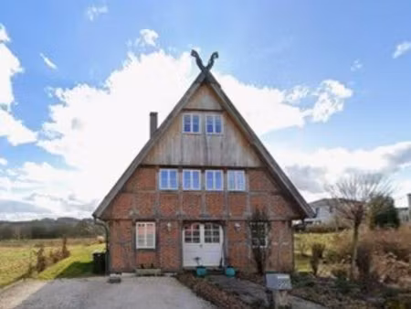 esprit industriel pour cette charmante maison individuelle