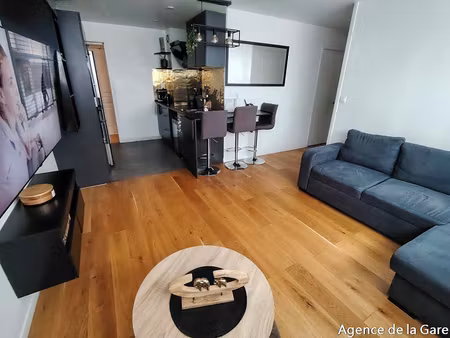 appartement f3 carrieres/seine 12 minutes gare
