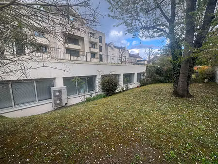 houilles centre-ville à 10 min à pied de la gare bureaux de 215 m2