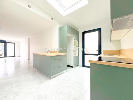 maison houilles 4 pièces 104 m² au sol