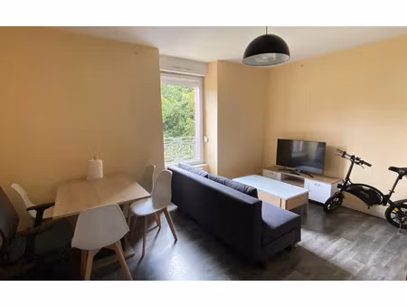 location appartement  m² t-2 à brest  470 €