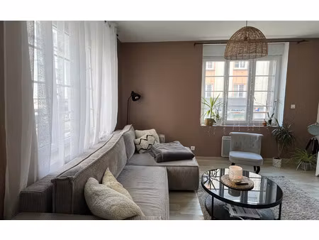 location appartement  m² t-3 à brest  700 €