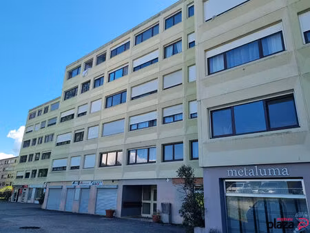 ferney-voltaire -3 pièces - 72 m²