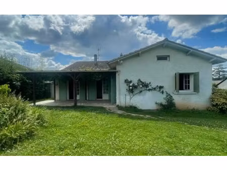 location maison  m² t-5 à couze-et-saint-front  800 €