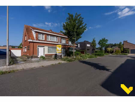 huis te koop in geel met 4 slaapkamers