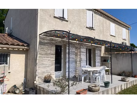 location maison  m² t-3 à sorgues  945 €