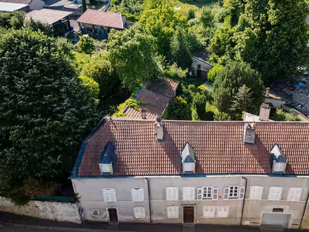 plappeville propriété du 19ème siècle de 280 m² environ à restaurer en plein coeur du vill