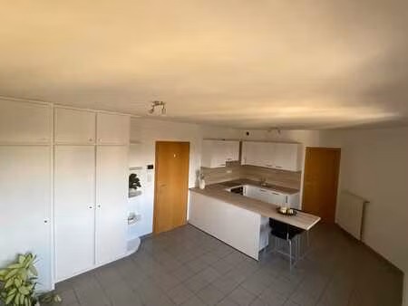 studio + parking + cave  centre arlon