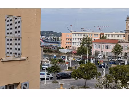appartement toulon 29.64 m² t-1 à vendre  88 000 €