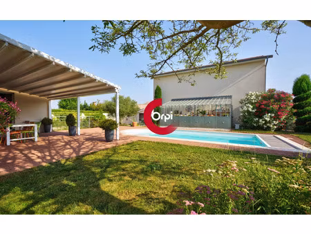 maison saint-cyr-sur-le-rhône 185 m² t-6 à vendre  675 000 €
