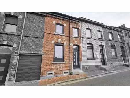 jolie maison habitable rapidement + jardin