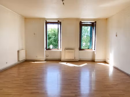 local commercial + appartement special investisseur