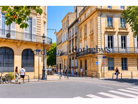 appartement de luxe à vendre dans le quartier hôtel de ville-quinconce-saint seurin-fondau