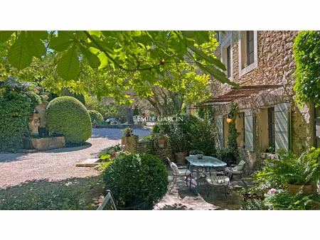 maison de luxe à vendre à bonnieux