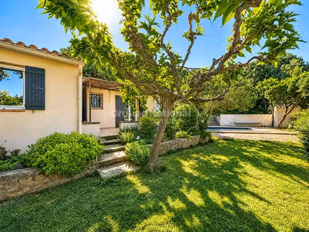 maison de luxe à vendre à châteauneuf-du-pape