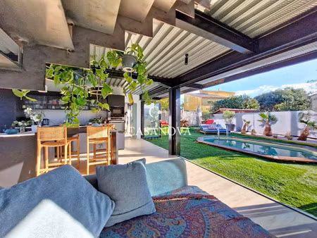 maison de luxe à vendre dans le quartier zone agricole
