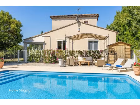 maison de luxe à vendre dans le quartier secteur sud