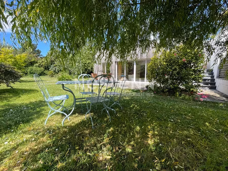 maison de luxe à vendre à arzon