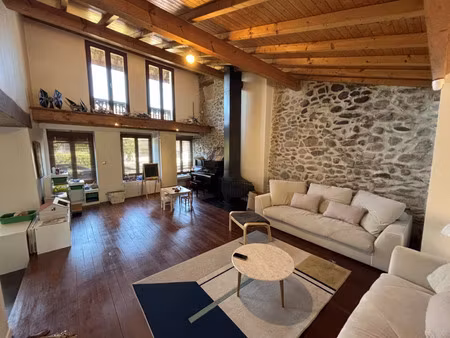 maison de luxe à vendre à feigères