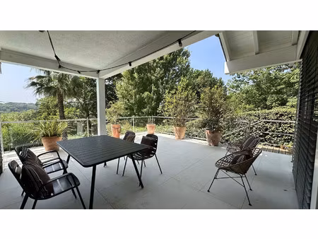maison d'architecte à vendre dans le quartier glaciere-parme-brindos-sutar-aritxague