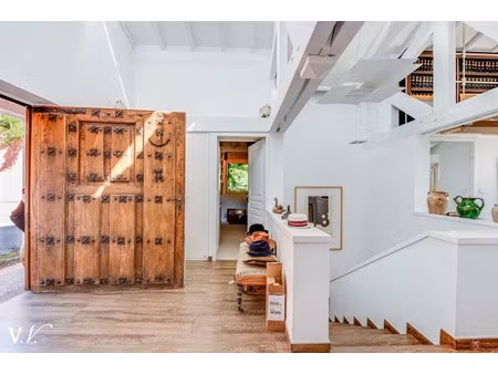 maison de luxe à vendre dans le quartier bourg kechiloa