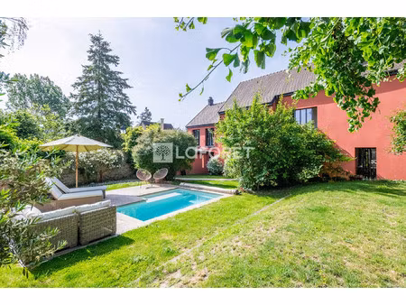 maison de luxe à vendre dans le quartier gressets-centre-garenne-bechevet