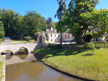 maison de luxe à vendre dans le quartier le village