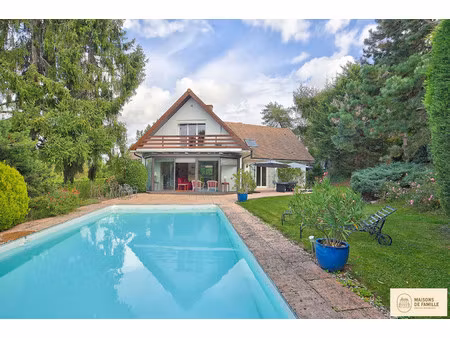 maison de luxe à vendre dans le quartier les coteaux de seine
