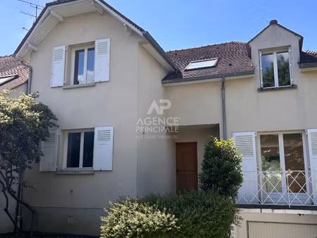maison de luxe à vendre dans le quartier centre