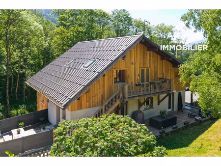 maison de luxe à vendre à montmin