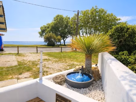 maison de luxe à vendre à arès