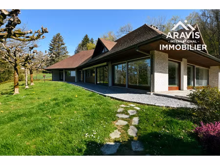 maison de luxe à vendre à châtillon-sur-cluses