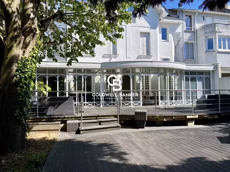 maison de luxe à vendre dans le quartier procé - monselet