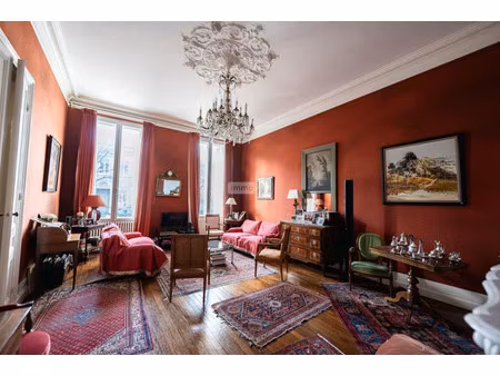 maison de luxe à vendre à bordeaux