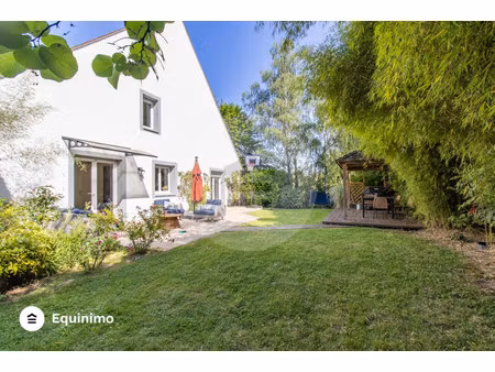 maison de luxe à vendre dans le quartier les hauts de bougival