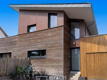 maison de luxe à vendre à saint marc sur mer
